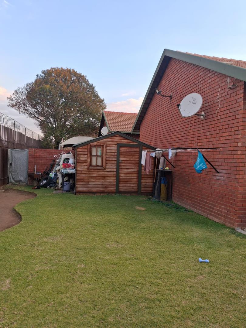 2 Bedroom Property for Sale in Kempton Park Gauteng