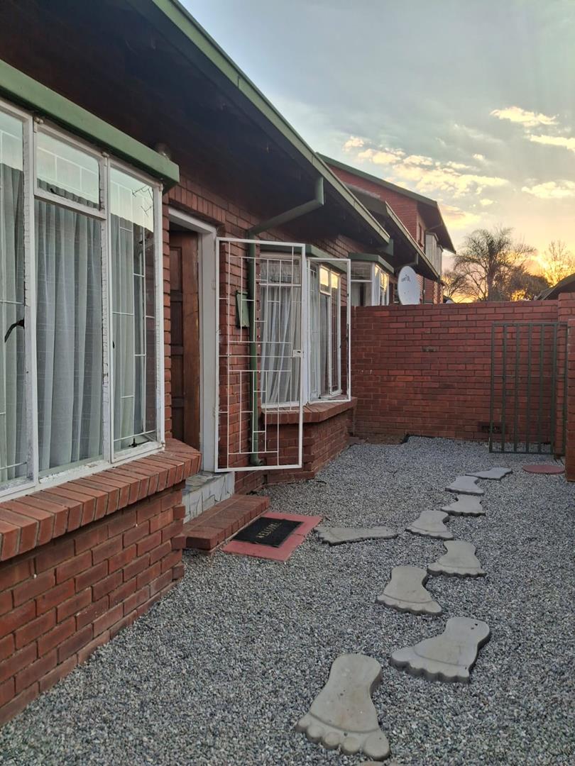 2 Bedroom Property for Sale in Kempton Park Gauteng