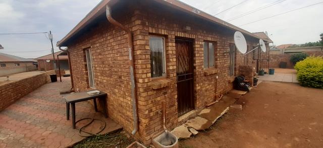 2 Bedroom Property for Sale in Soshanguve Gauteng