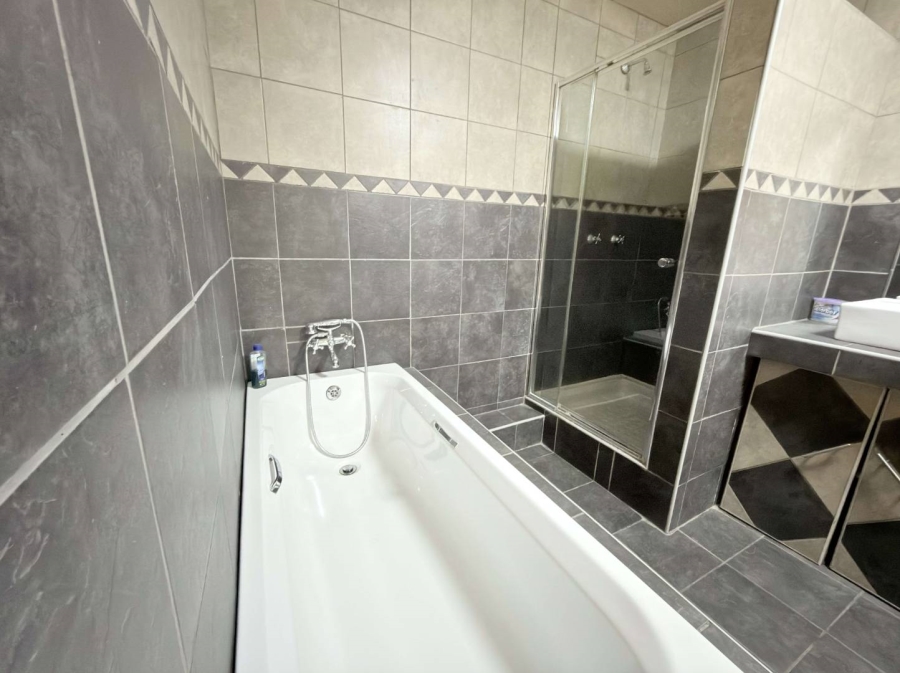 2 Bedroom Property for Sale in Dinwiddie Gauteng