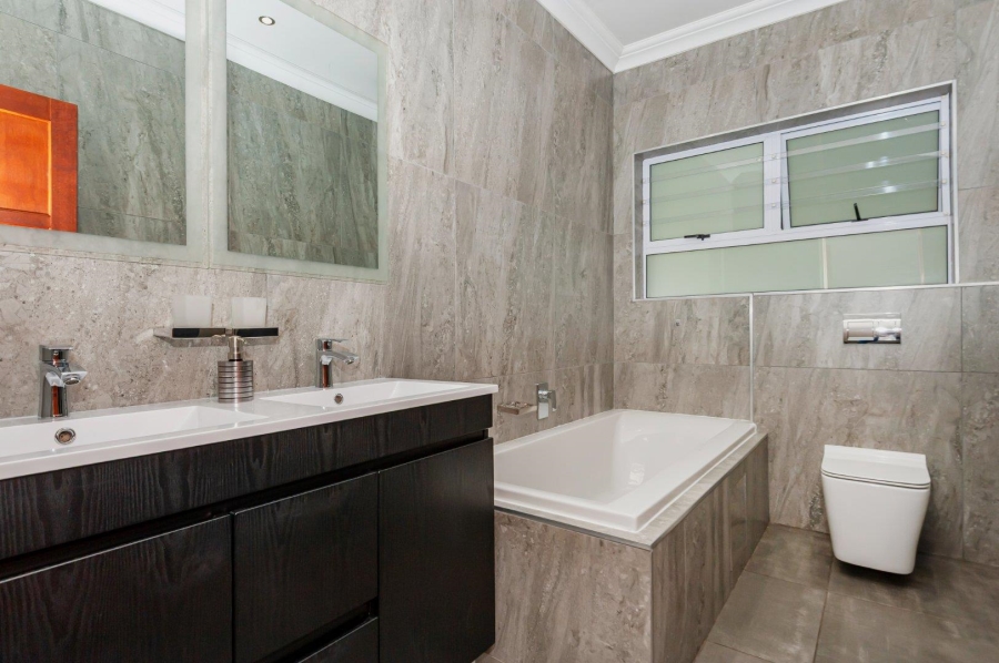 3 Bedroom Property for Sale in Randhart Gauteng