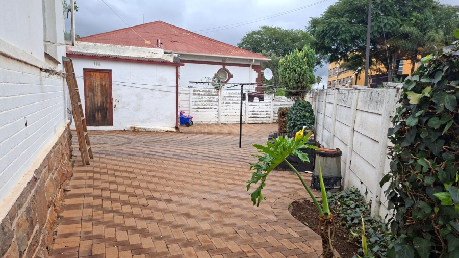 3 Bedroom Property for Sale in Orange Grove Gauteng