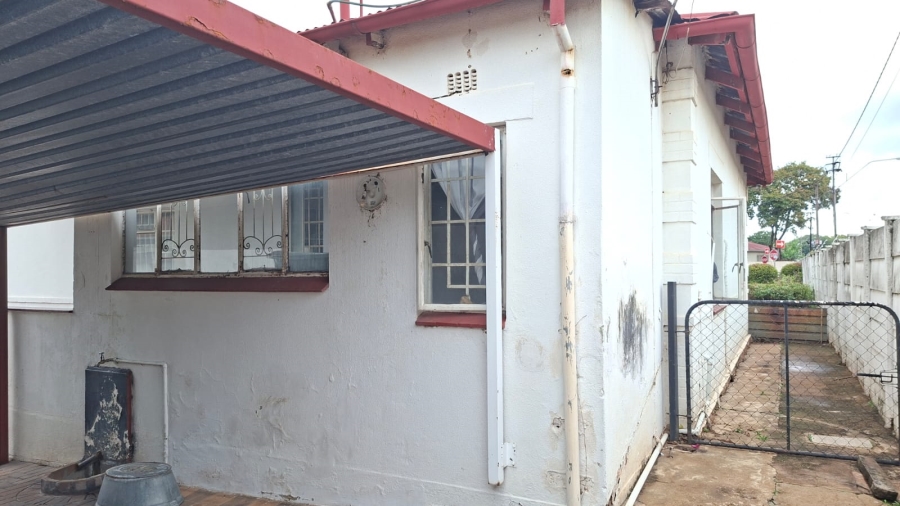 3 Bedroom Property for Sale in Orange Grove Gauteng