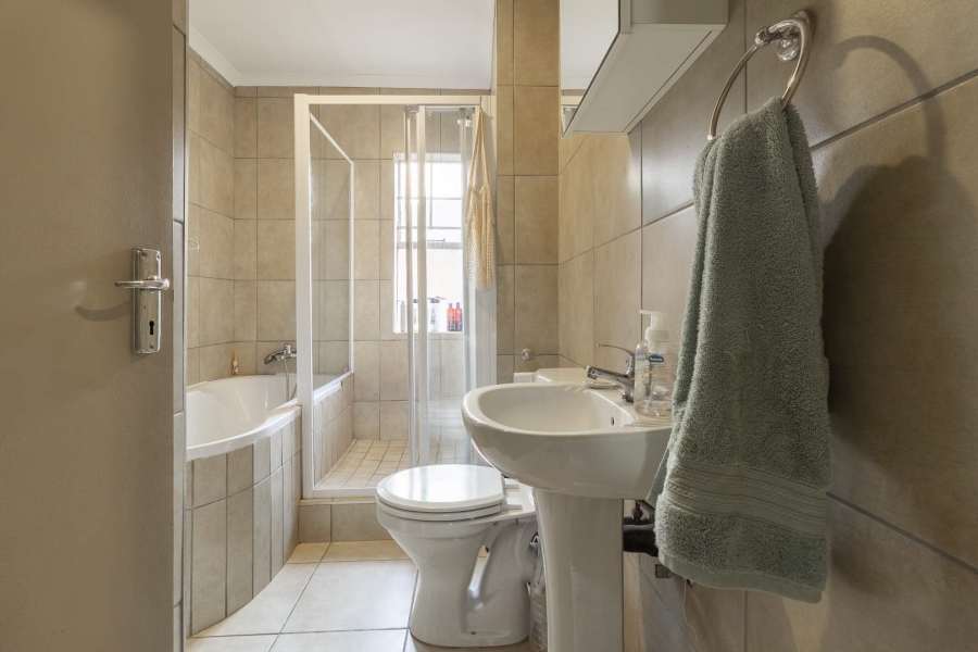 4 Bedroom Property for Sale in Hazeldean Gauteng