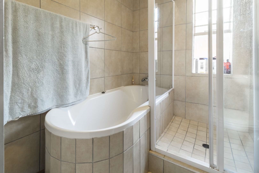 4 Bedroom Property for Sale in Hazeldean Gauteng