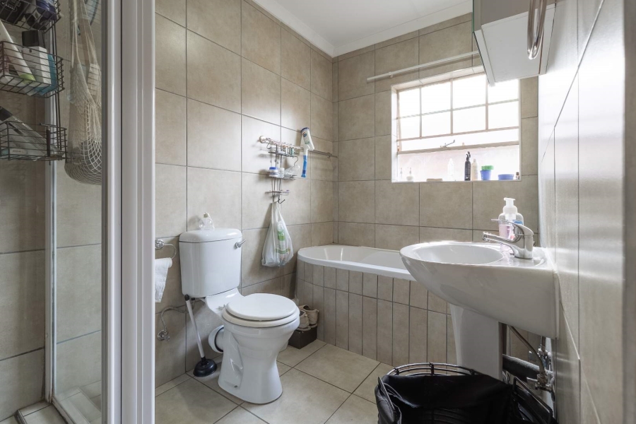 4 Bedroom Property for Sale in Hazeldean Gauteng