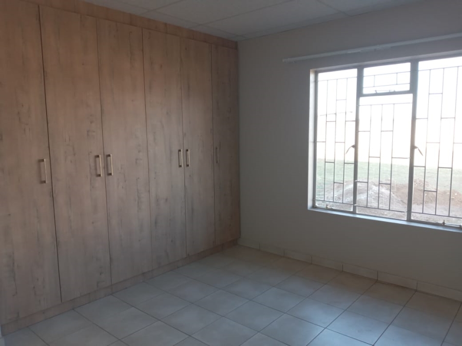 To Let 3 Bedroom Property for Rent in Riversdale Gauteng
