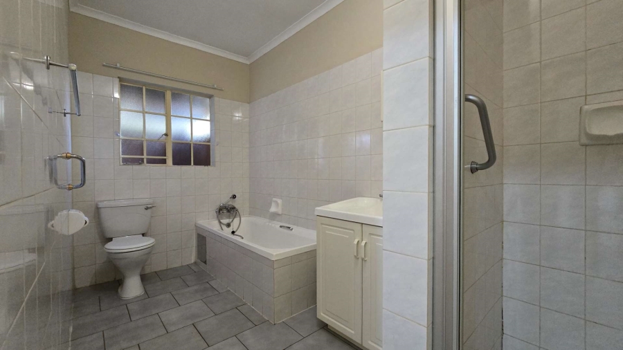 2 Bedroom Property for Sale in Montana Park Gauteng
