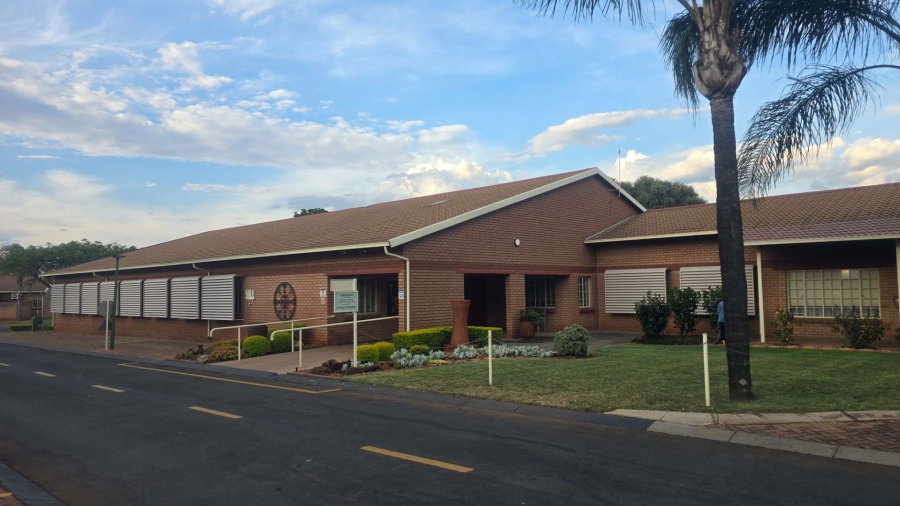 2 Bedroom Property for Sale in Montana Park Gauteng