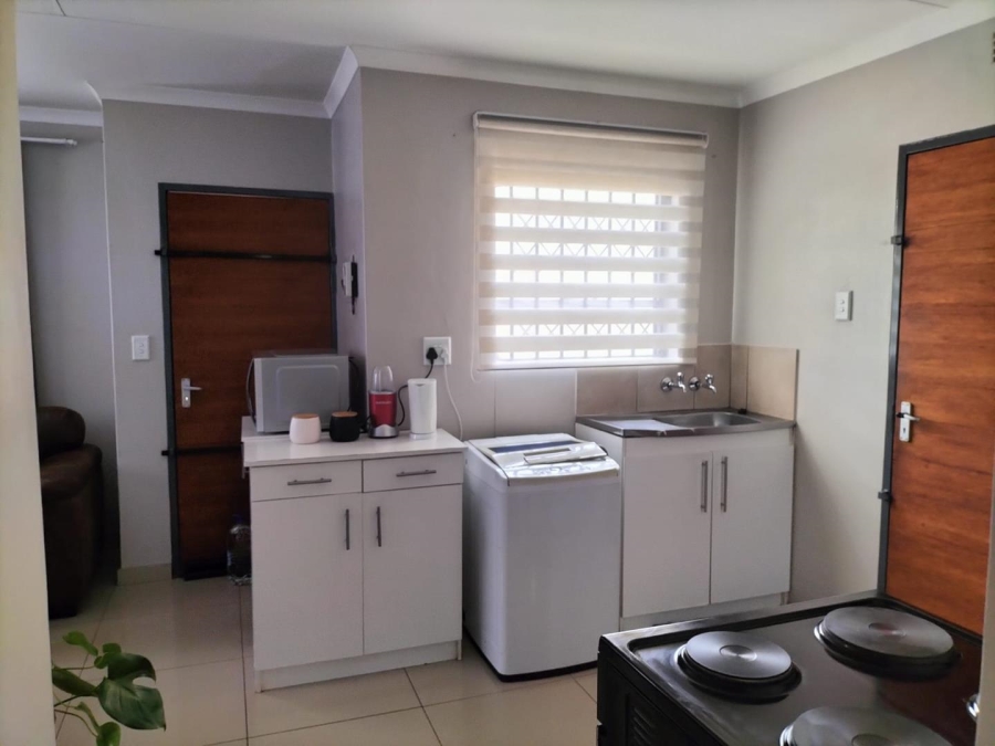 3 Bedroom Property for Sale in Clayville Gauteng