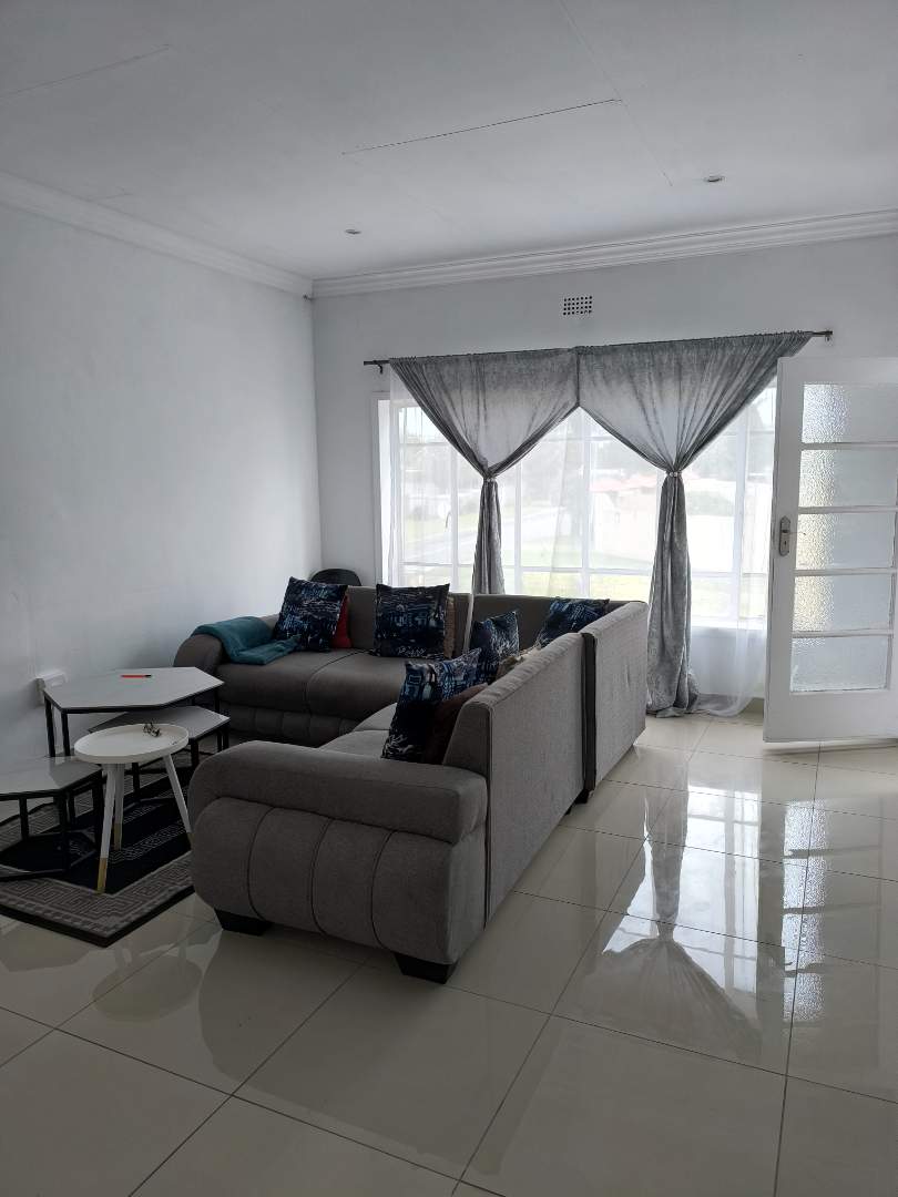 2 Bedroom Property for Sale in Roseacres Gauteng