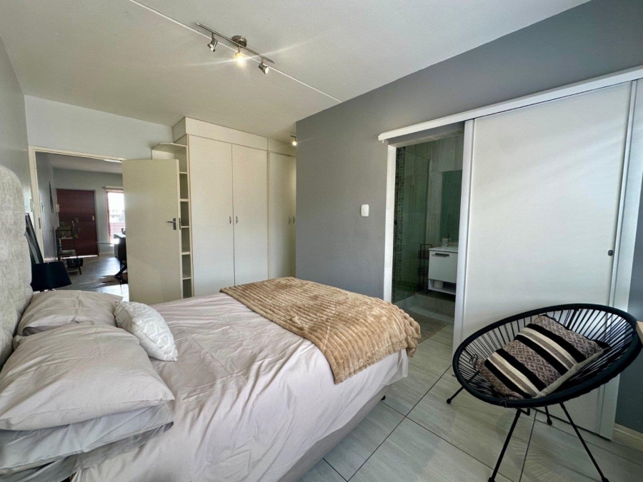 To Let 1 Bedroom Property for Rent in Morningside Gauteng