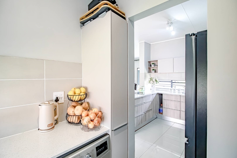 3 Bedroom Property for Sale in Rooihuiskraal North Gauteng