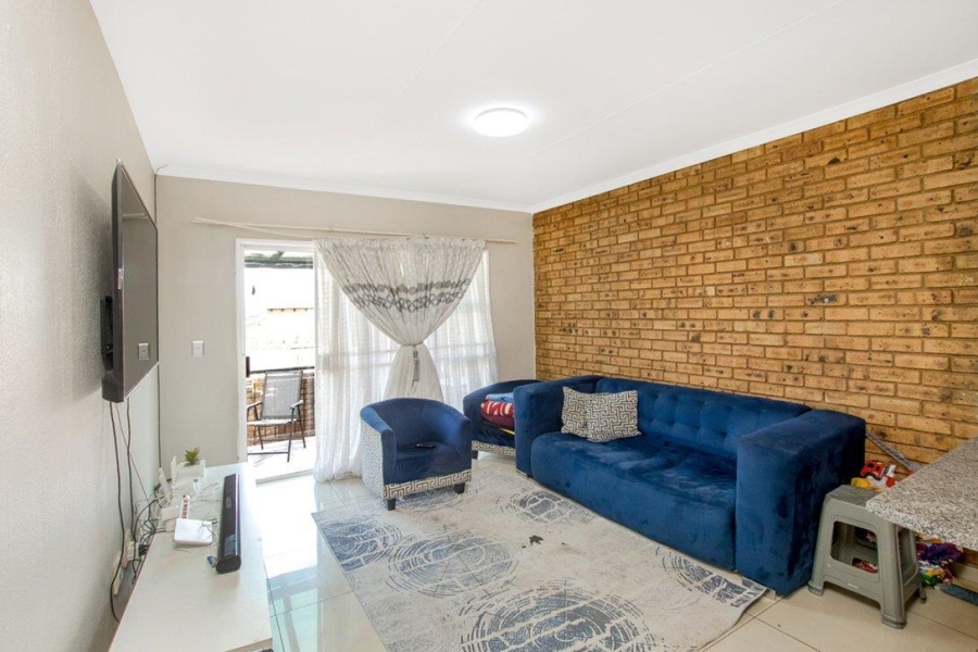 2 Bedroom Property for Sale in Honeypark Gauteng