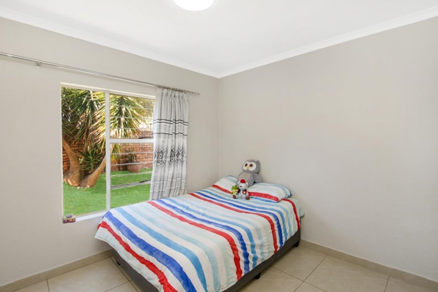 2 Bedroom Property for Sale in Honeypark Gauteng