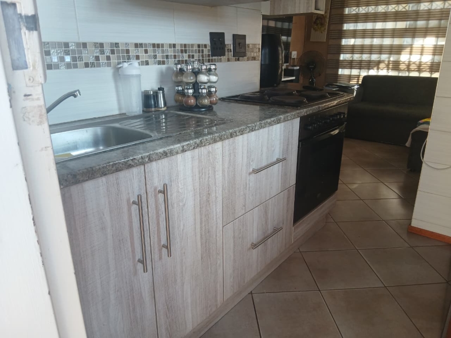 2 Bedroom Property for Sale in Modderbee Gauteng