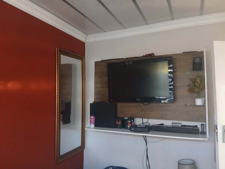 2 Bedroom Property for Sale in Modderbee Gauteng