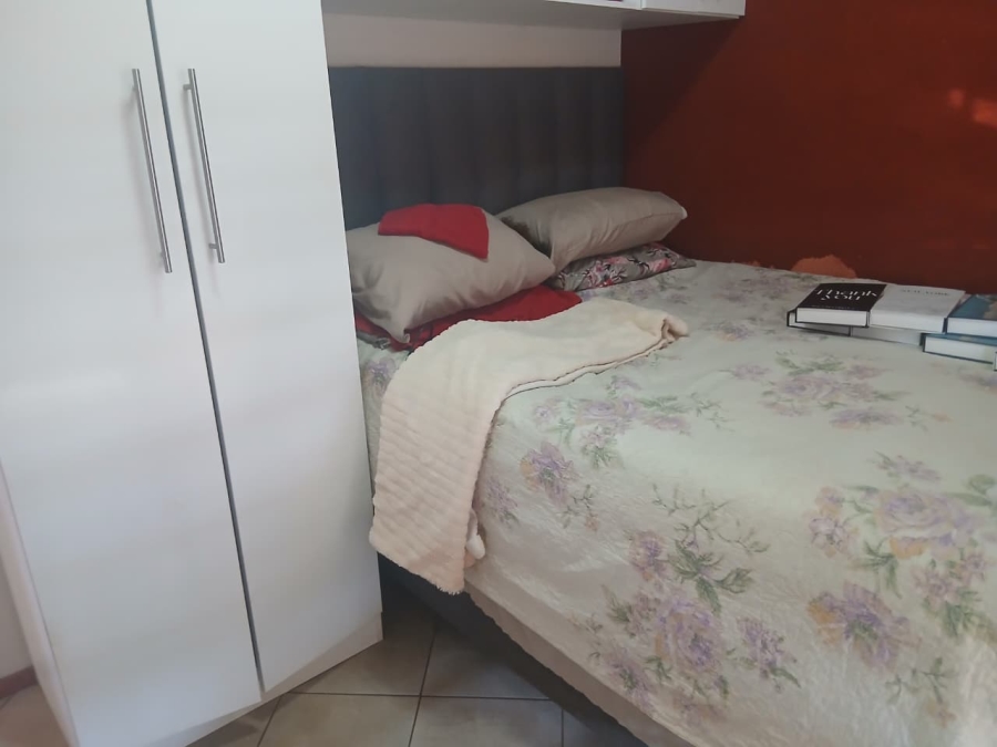 2 Bedroom Property for Sale in Modderbee Gauteng