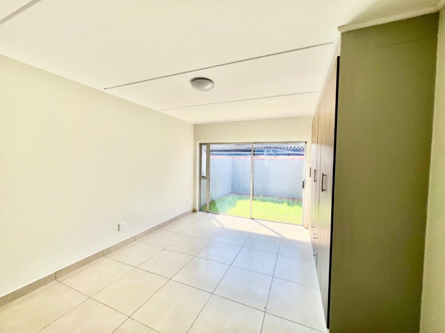 2 Bedroom Property for Sale in Linbro Park Gauteng