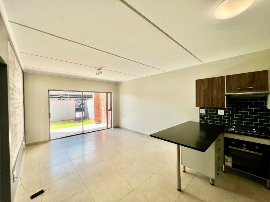 2 Bedroom Property for Sale in Linbro Park Gauteng