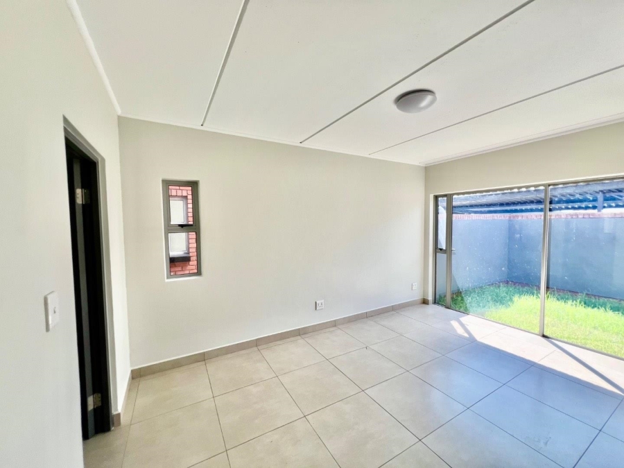 2 Bedroom Property for Sale in Linbro Park Gauteng