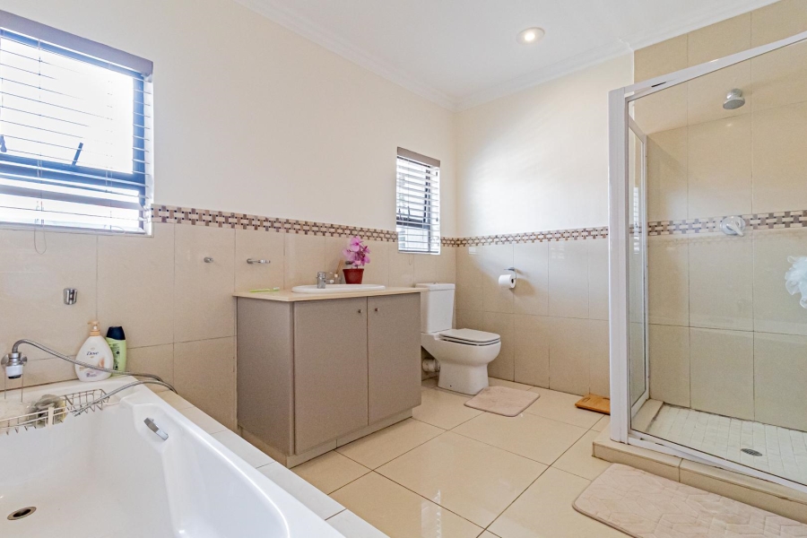 To Let 5 Bedroom Property for Rent in Dainfern Gauteng