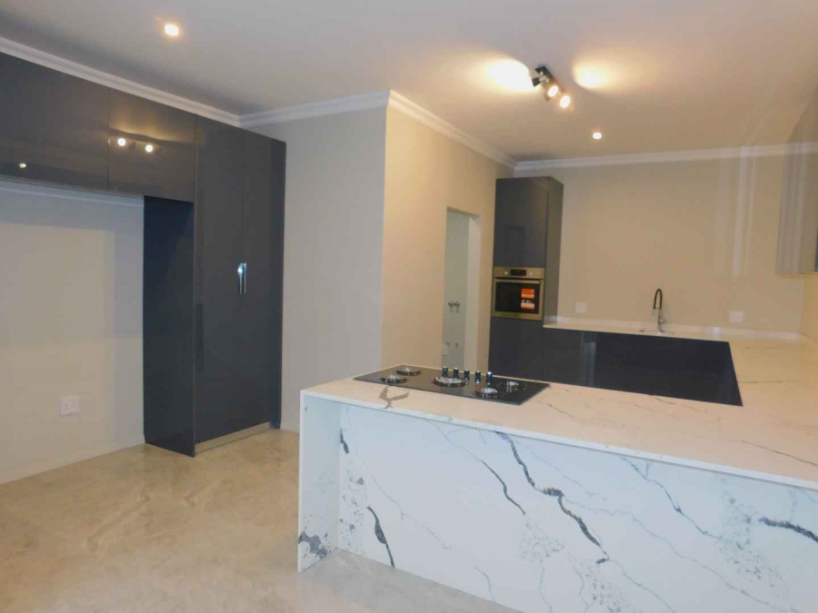 To Let 4 Bedroom Property for Rent in Hyde Park Gauteng