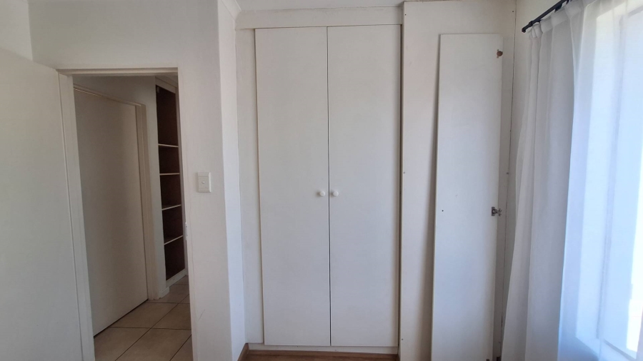 To Let 2 Bedroom Property for Rent in Northcliff Gauteng