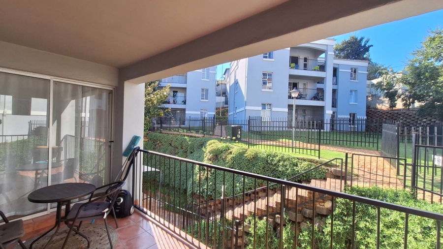 To Let 2 Bedroom Property for Rent in Northcliff Gauteng