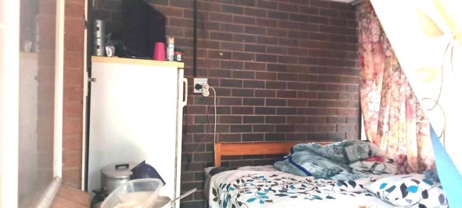 6 Bedroom Property for Sale in Silverton Gauteng