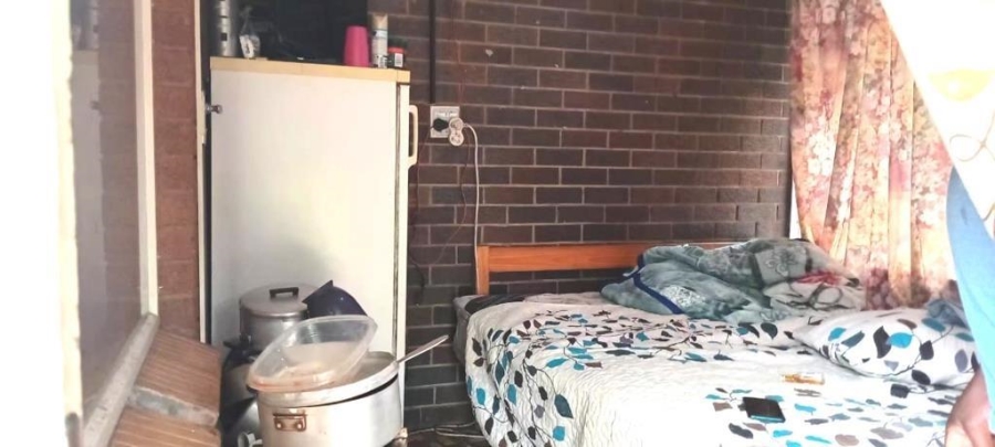 6 Bedroom Property for Sale in Silverton Gauteng