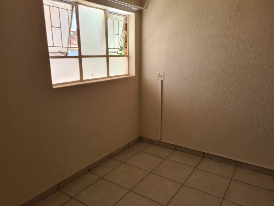 1 Bedroom Property for Sale in Silverton Gauteng