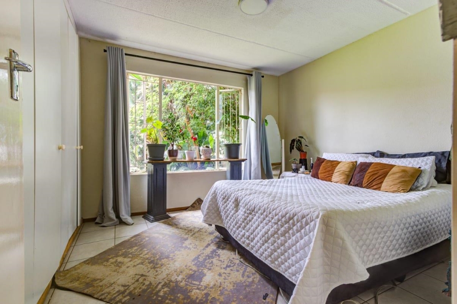 2 Bedroom Property for Sale in Glen Marais Gauteng