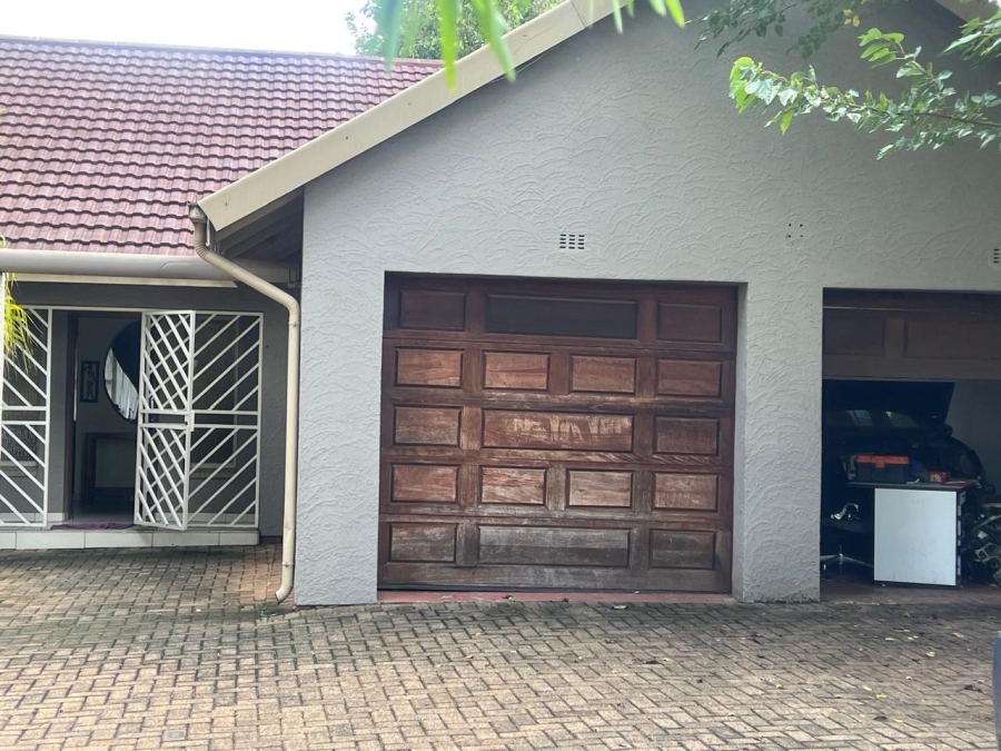 4 Bedroom Property for Sale in Brackenhurst Gauteng