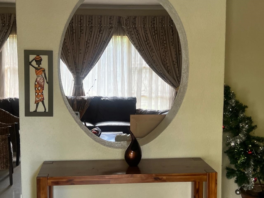 4 Bedroom Property for Sale in Brackenhurst Gauteng