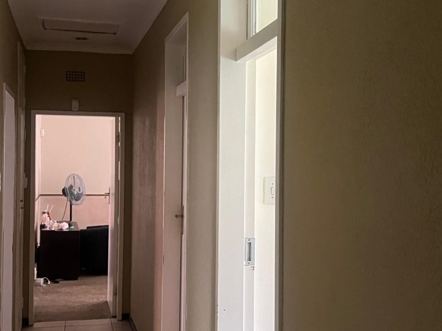 4 Bedroom Property for Sale in Brackenhurst Gauteng