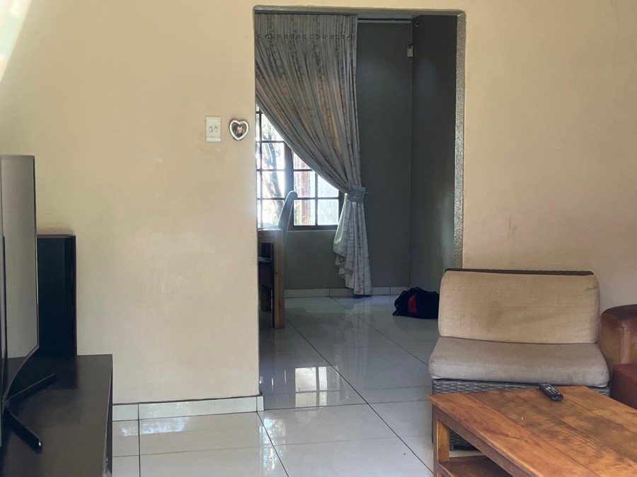 4 Bedroom Property for Sale in Brackenhurst Gauteng