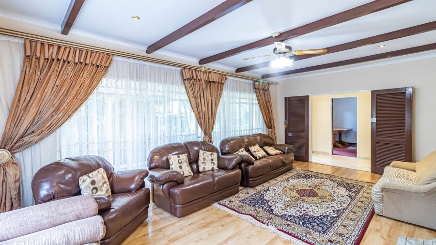 6 Bedroom Property for Sale in Winchester Hills Gauteng