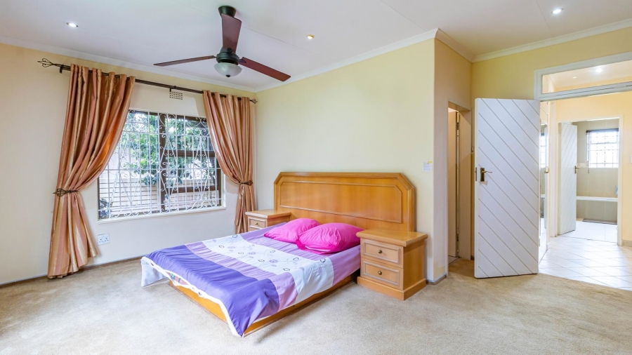 6 Bedroom Property for Sale in Winchester Hills Gauteng