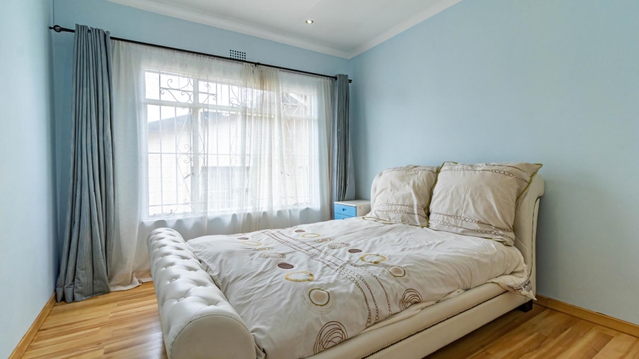 6 Bedroom Property for Sale in Winchester Hills Gauteng