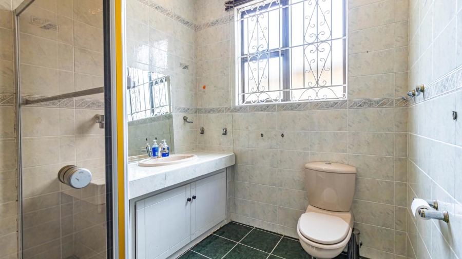6 Bedroom Property for Sale in Winchester Hills Gauteng
