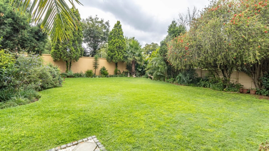 6 Bedroom Property for Sale in Winchester Hills Gauteng