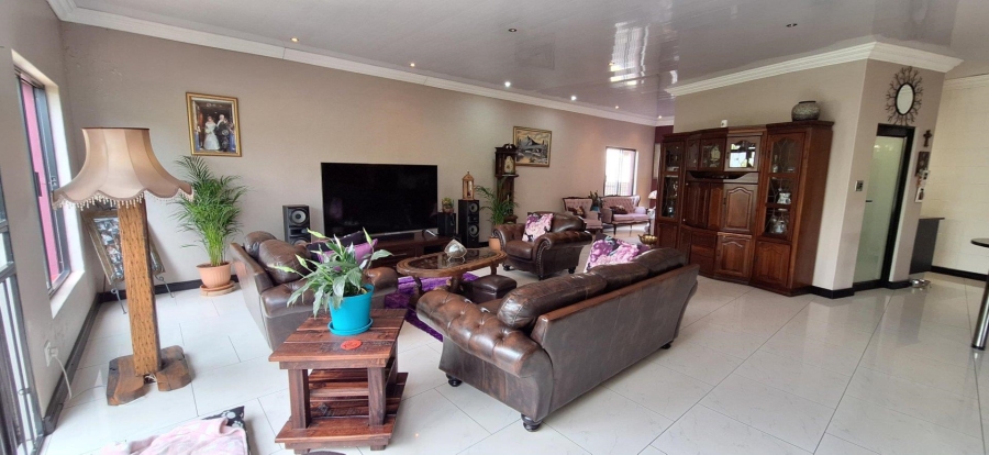 4 Bedroom Property for Sale in Elandspark Gauteng
