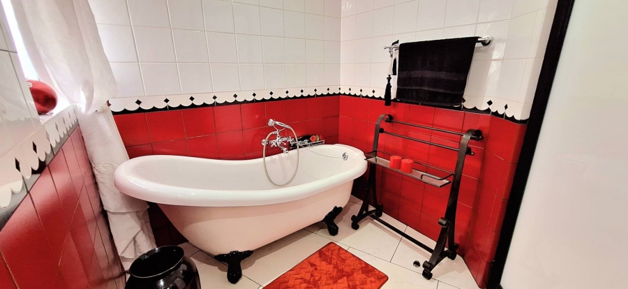 4 Bedroom Property for Sale in Elandspark Gauteng