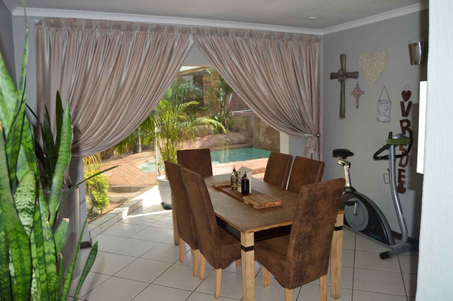 4 Bedroom Property for Sale in Meyersdal Gauteng