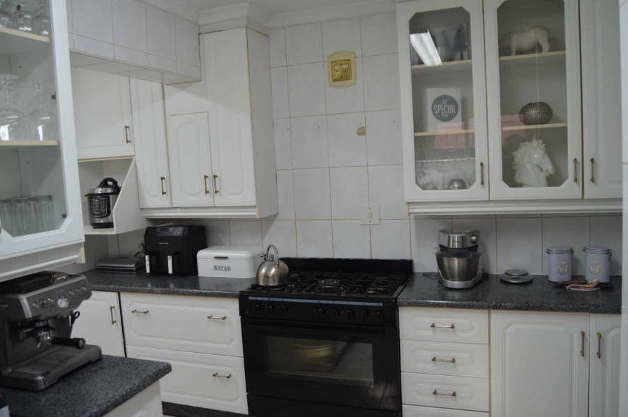 4 Bedroom Property for Sale in Meyersdal Gauteng