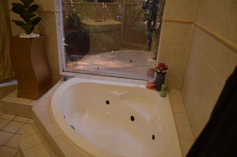 4 Bedroom Property for Sale in Meyersdal Gauteng