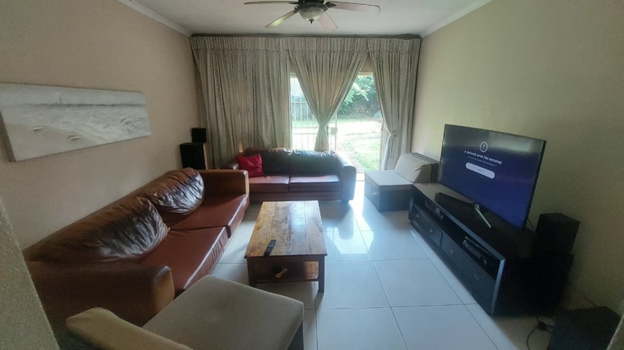 6 Bedroom Property for Sale in Brackenhurst Gauteng