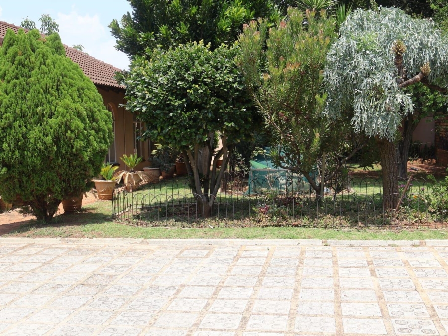 To Let 3 Bedroom Property for Rent in Terenure Gauteng