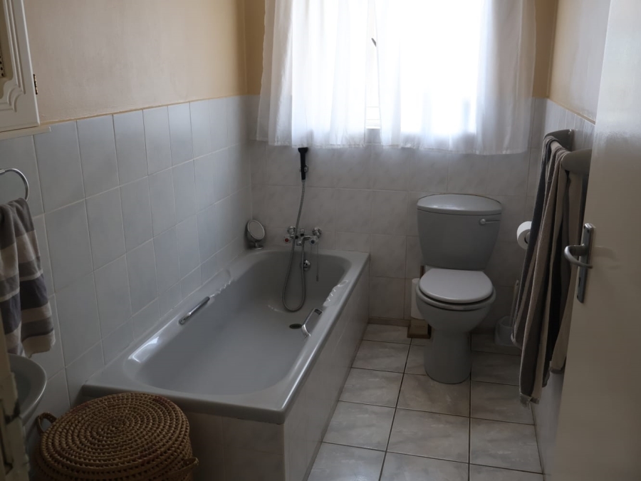 To Let 3 Bedroom Property for Rent in Terenure Gauteng
